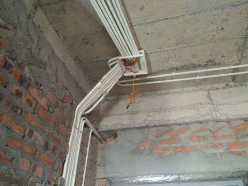 Ống luồn dây điện chống cháy Tiền Phong Nam